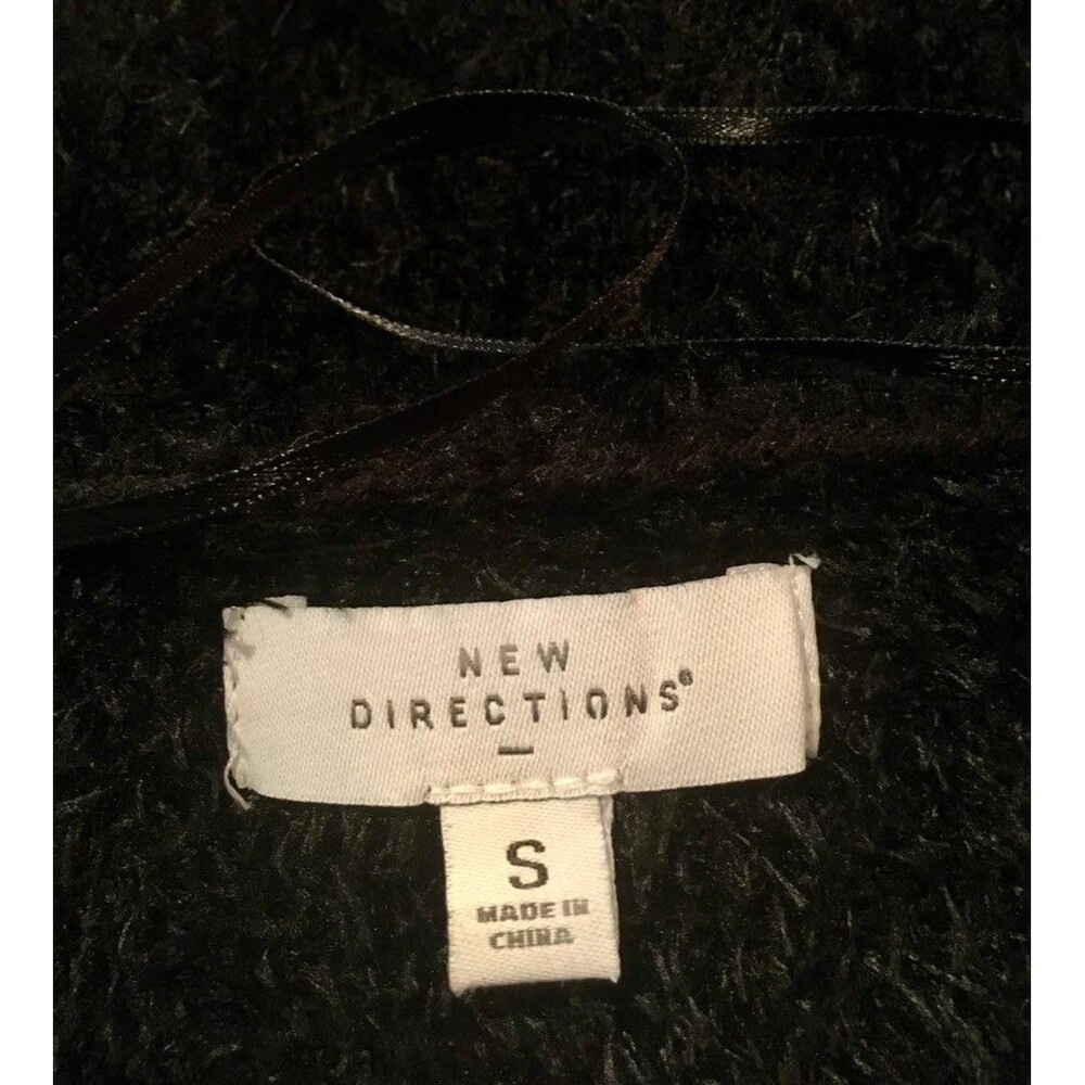 New Directions Black Women's Fuzzy Eyelash Knit Sweater Long Sleeve Small - Picture 4 of 5